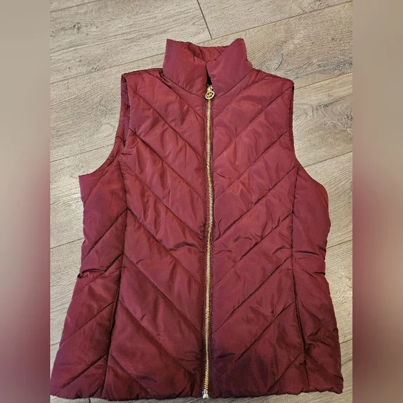 Michael Kors Burgundy Quilted Vest - Size XS - Picture 2 of 6